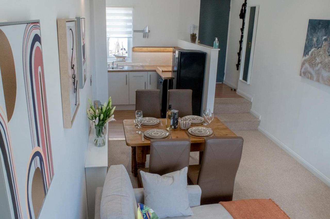 Appartement Bed& Boujee With Sea Views à Torquay Extérieur photo